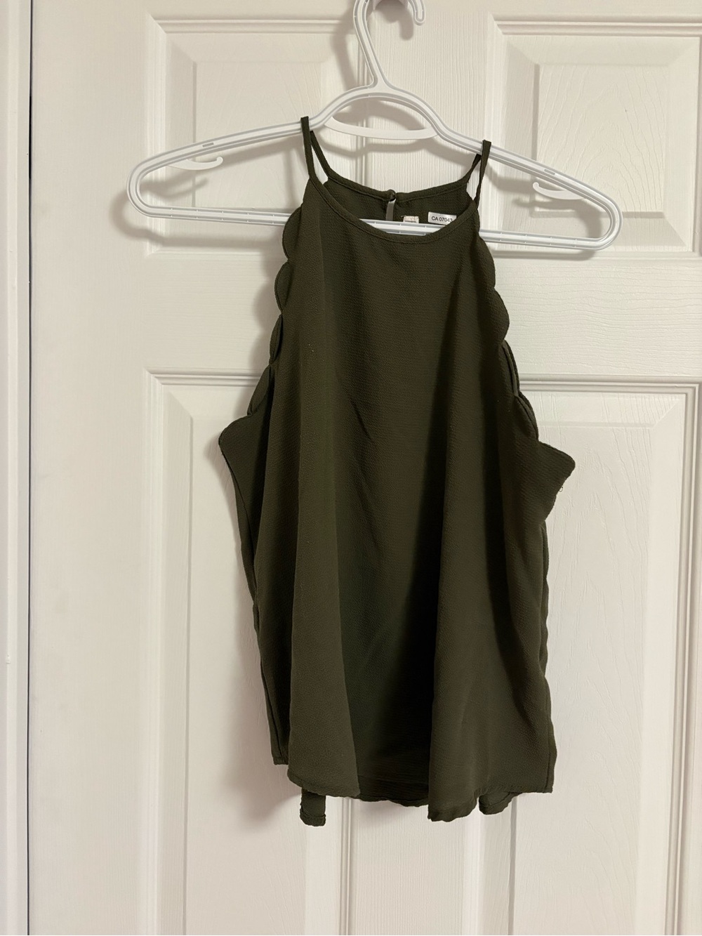 mine Olive Green Scalloped-Hem Halter Camisole